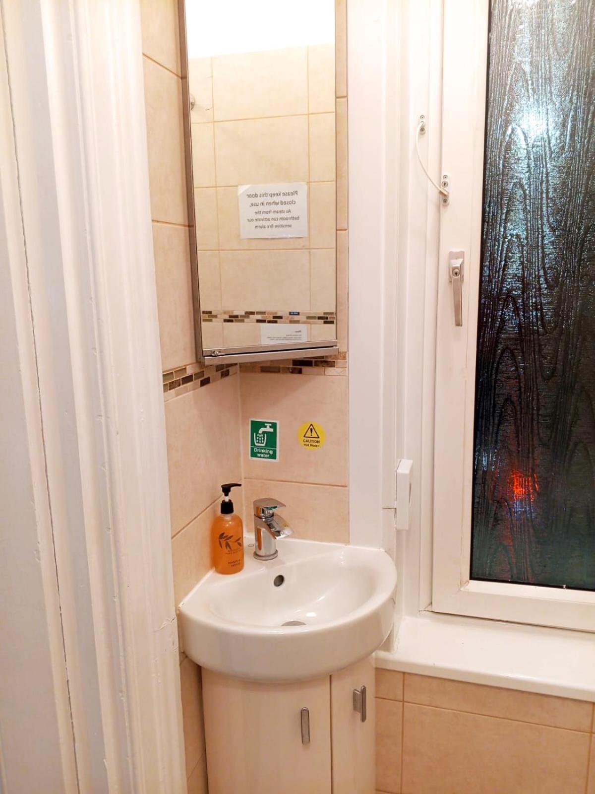 Victorin House - All Rooms Are En-Suite Portsmouth Exterior photo