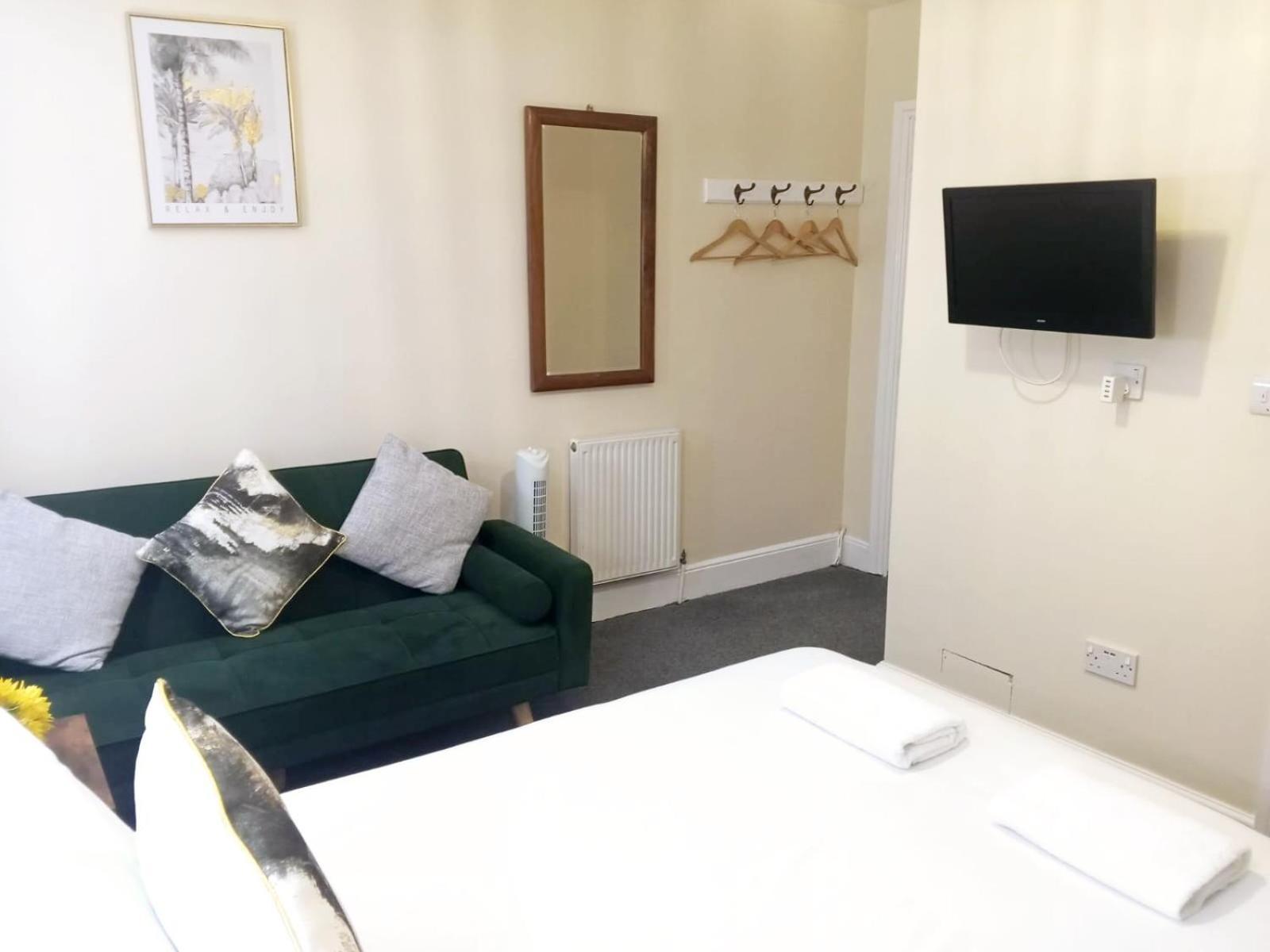 Victorin House - All Rooms Are En-Suite Portsmouth Exterior photo